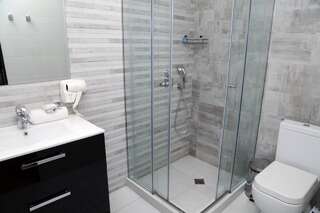 Отель Venice Hotel Complex Ереван Люкс с 2 спальнями-3