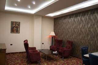 Отель Venice Hotel Complex Ереван Люкс с 2 спальнями-7